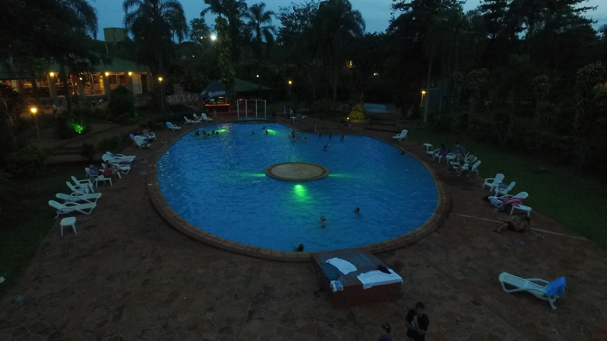 Tangoinn Club Iguazu Party Luxury Hostel Пуерто-Іґуасу Екстер'єр фото