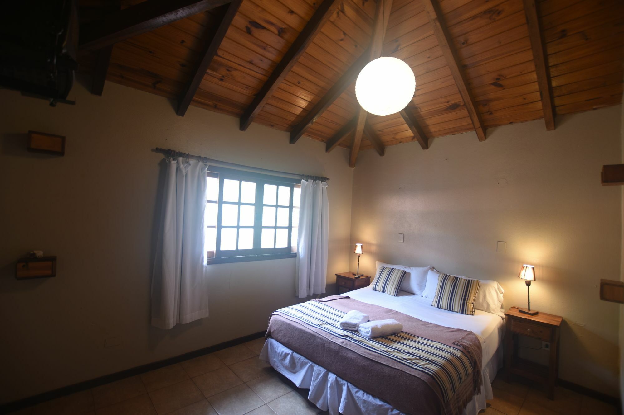 Tangoinn Club Iguazu Party Luxury Hostel Пуерто-Іґуасу Екстер'єр фото